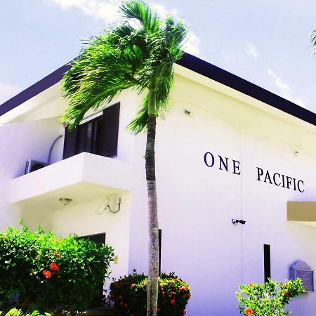 טמונינג One Pacific Hotel מראה חיצוני תמונה